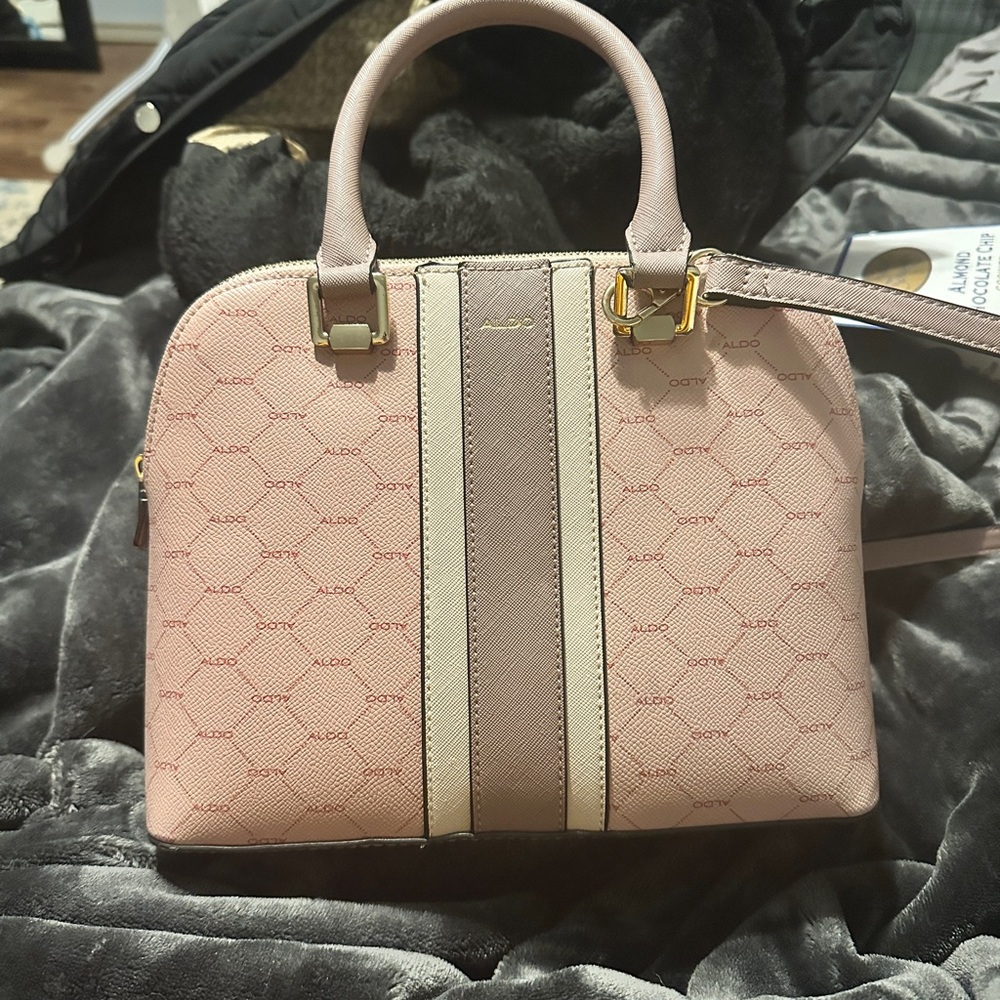 Aldo purse like new condition practically new